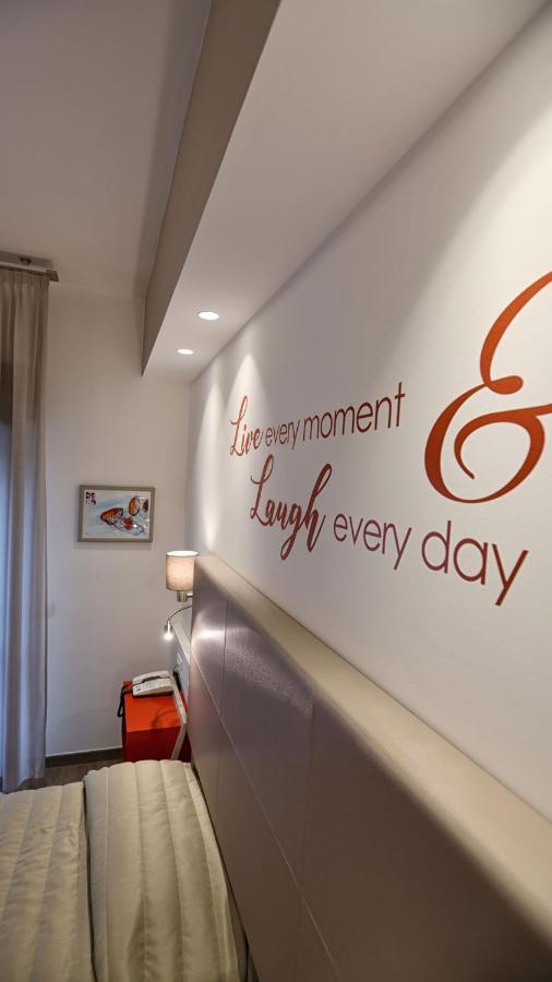 Hotel La Serena 비비오네 외부 사진