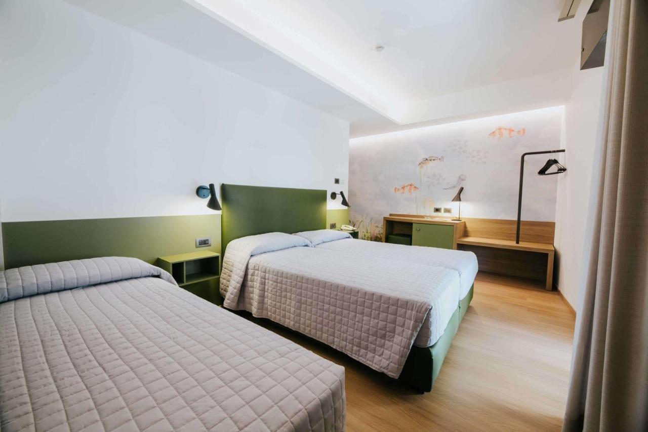Hotel La Serena 비비오네 외부 사진