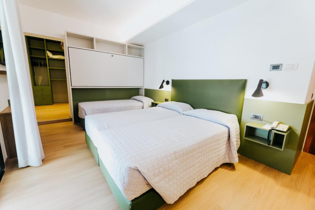 Hotel La Serena 비비오네 외부 사진